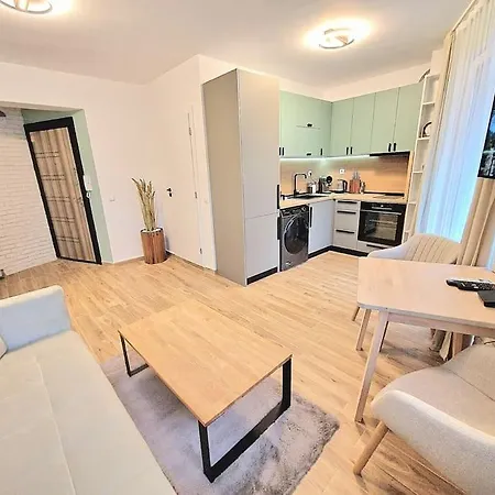 Apartament Flora Varna